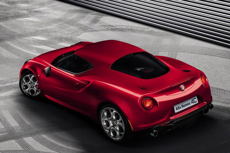 Der heckgetriebene Mittelmotorsportwagen soll noch 2013 auf den Markt kommen. (Foto: Alfa Romeo)