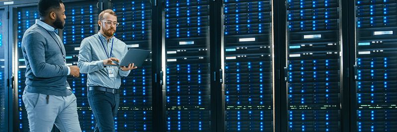 Um der rasant steigenden Nachfrage gerecht zu werden, müssen Netzwerkbetreiber ihre Infrastruktur über den üblichen Netzwerk-Upgrade-Zyklus hinaus weiterentwickeln.(Bild:  © Gorodenkoff - stock.adobe.com)