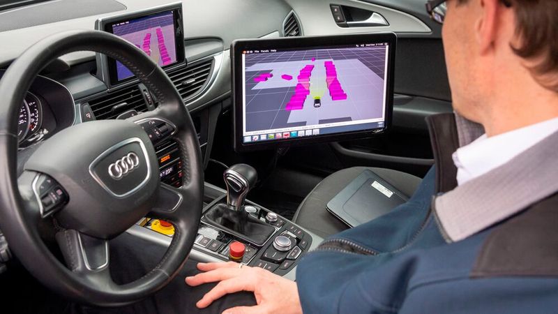 Die Umfelderkennung ist eine der wichtigsten Herausforderungen beim autonomen Fahren – viele Zulieferer arbeiten an entsprechenden Technologien. (Bild: Bosch)