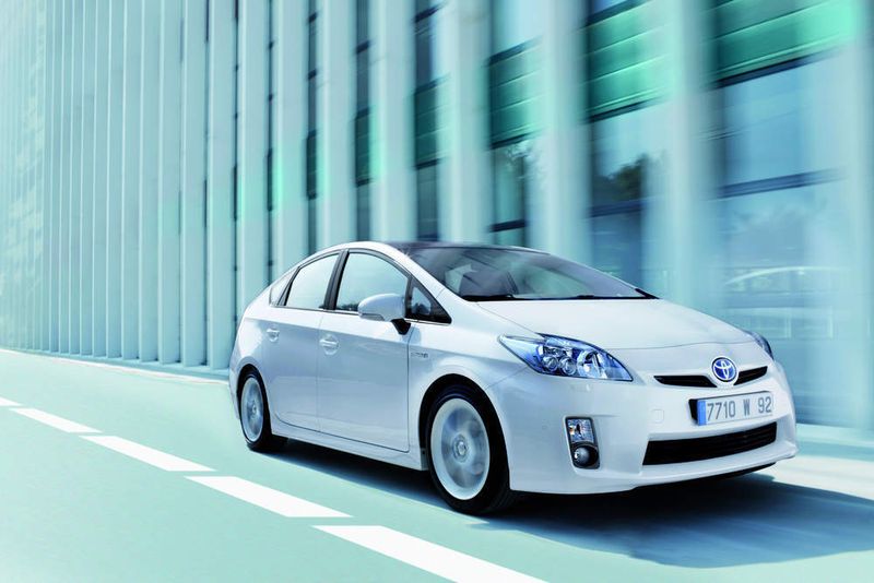 ...der Toyota Prius der dritten Generation ist im Juni 2009 in den Handel gerollt (Archiv: Vogel Business Media)