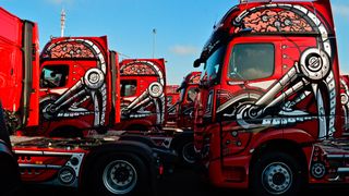 Größere Lkw waren im November gefragt. (Bild: Daimler)