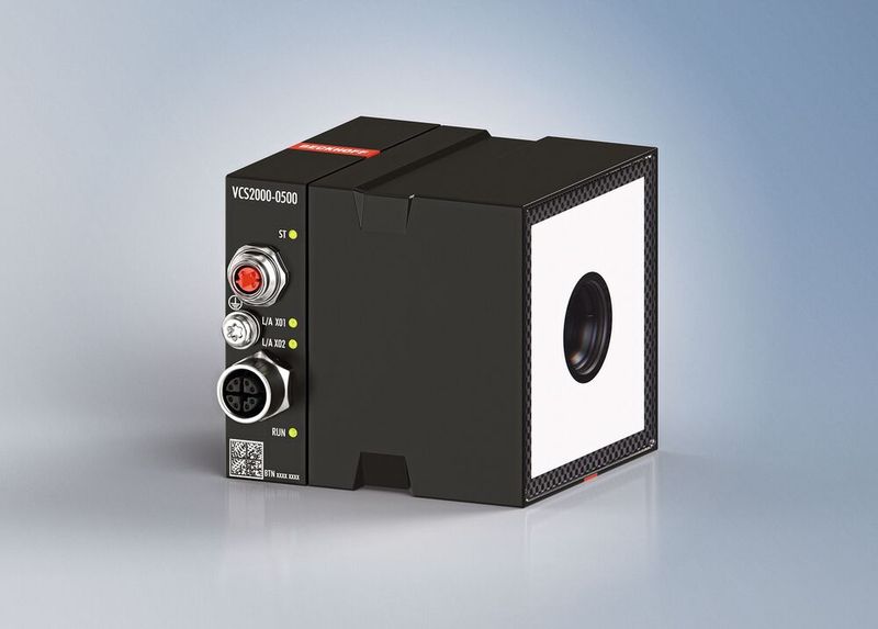 Das neue Vision-Hardware-Portfolio bietet mit den Units VUI auch einen All-in-one-Ansatz, der eine 2,5-Gbit/s-Kamera, Multi-Color-LED-Beleuchtung und Optik in einer Baugruppe vereint. (Bild: Beckhoff)