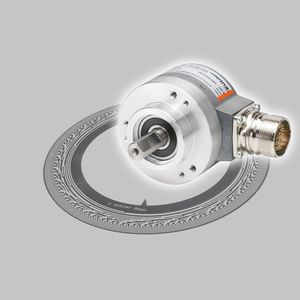 Die bidirektionale digitale Sensor-Schnittstelle BiSS-C sichert bei Drehgebern der Sendix-Familie von Kübler die Kommunikation zwischen Positionsgeber und Messgerät bzw. Antriebssteuerung und überträgt bei Bedarf gleichzeitig Messwerte von bis zu 8 Sensoren.