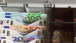 Seit 1. Januar 2020 müssen Kassensysteme mit einer technischen Sicherheitseinrichtung ausgestattet sein. (gemeinfrei)