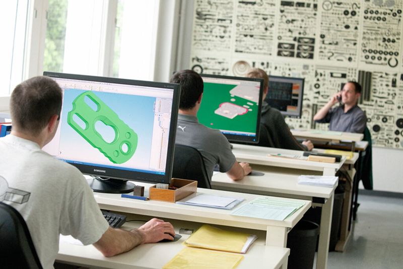 Ein leistungsstarkes Engineering bildet die Basis für die Zusammenarbeit mit dem Kunden. (Bild: Fritz Schiess)