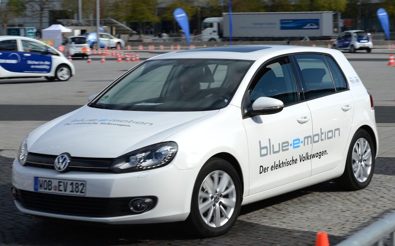 Im Rahmen der Hannover-Messe 2013 zeigt die Mobilitec nach eigenen Angaben den Systemwandel durch Elektromobilität auf. (Bild: Hannover-Messe)