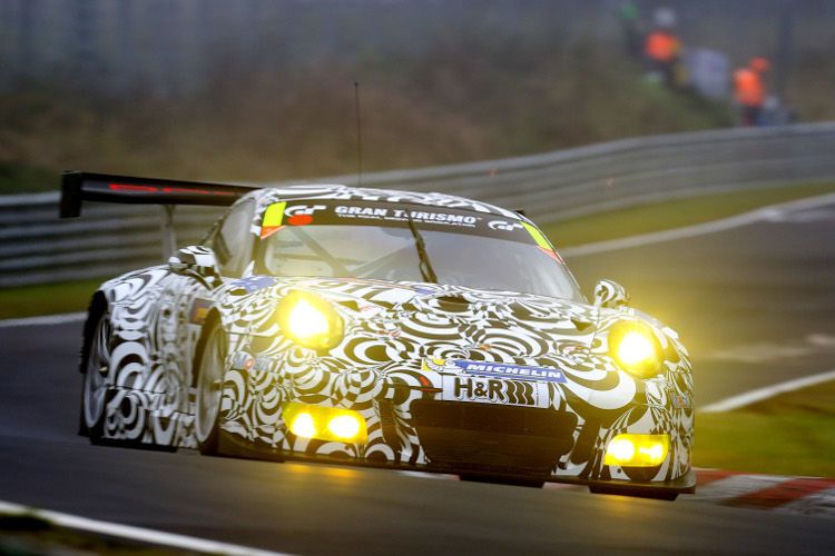 In Deutschland startet Porsche mit Manthey Racing beim 24-Stunden-Rennen am Nürburgring mit zwei Werkswagen. (Foto: Porsche)