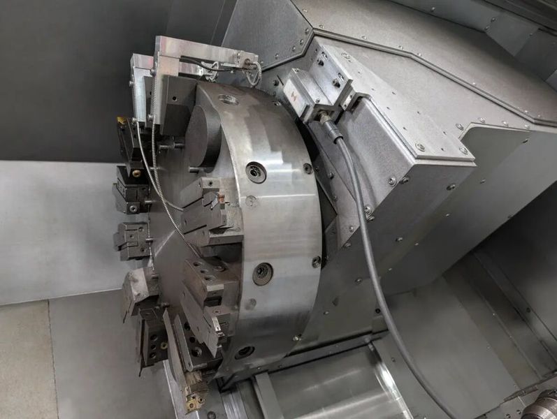 Das Telemetrische Messsystem von Kistler ermöglicht erstmals die kabellose Signalübertragung zur präzisen Prozessüberwachung direkt am Werkzeugrevolver. (Bild: Kistler)