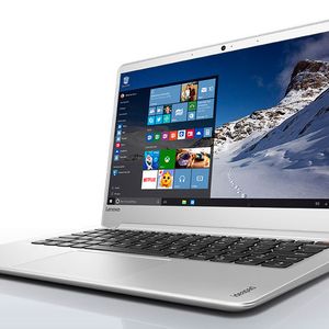 Lenovos neuer 13,3-Zöller Ideapad 710S soll sich nicht nur für die Arbeit, sondern auch für die Freizeit eignen. Optional gibt es ihn mit Iris-Grafik in der Intel-CPU.