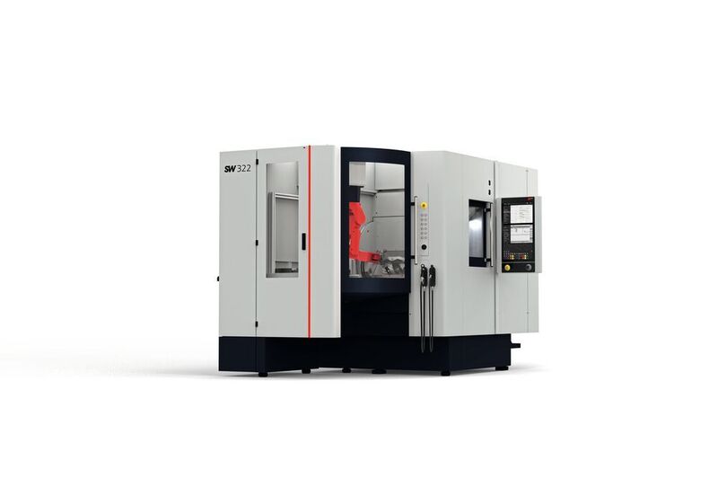 SW erweitert sein Portfolio um ein Komplettsystem, das aus einem 2-spindligen Bearbeitungszentrum der Serie BA 3, einem Belademodul mit integriertem 6-Achs-Roboter und einem vertikalen Palettenspeicher für Roh- und Fertigteile besteht. (SW)