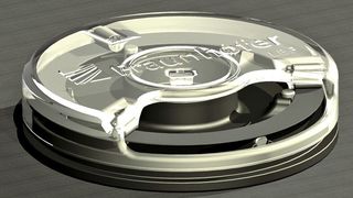 Bild 1: Basis für das Federelement mit verstellbarer Steifigkeit ist eine Kreisringscheibe aus Stahl, deren Verstellbereich von hart bis weich reicht.  (Bild: Fraunhofer-LBF)