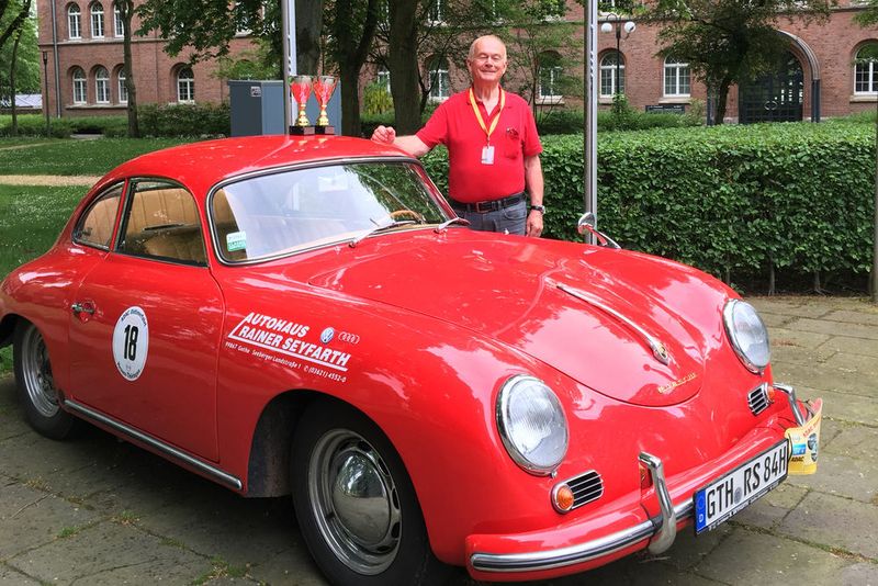 Auch würdige Teilnehmer wären Vertreter der Familie Walter vom Autohaus Seyfarth aus Gotha gewesen. Sie hätten einen Porsche 356 mitgebracht.  (privat)