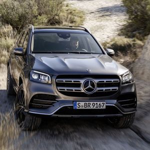 Mercedes erneuert sein dickstes SUV, den GLS.