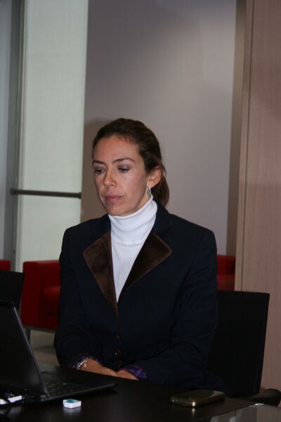 Auch Dr. Barbara Colombo, Mitglied der Ficep-Geschäftsführung, gab sich bei der Eröffnung die Ehre. (Bild: Fernando Salaris)