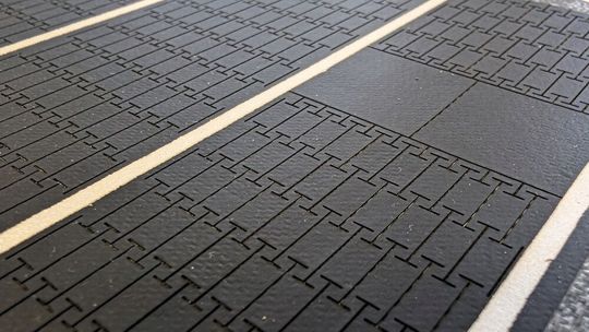 Leitfähige Textilverbundstoffe mit hoher Dehnung und Flexibilität, die sensorintegrierte smarte Textilien ermöglichen.(Bild:  Filk Freiberg Institute)