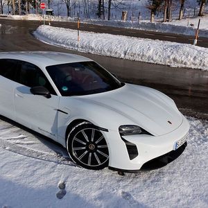 (Rosenow/»kfz-betrieb«)