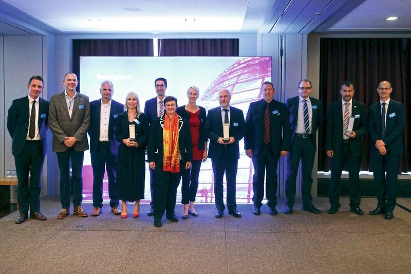 -	Die Gewinner und Finalisten des Publikumspreises des 17. eGovernment-Wettbewerbs (Bearingpoint)