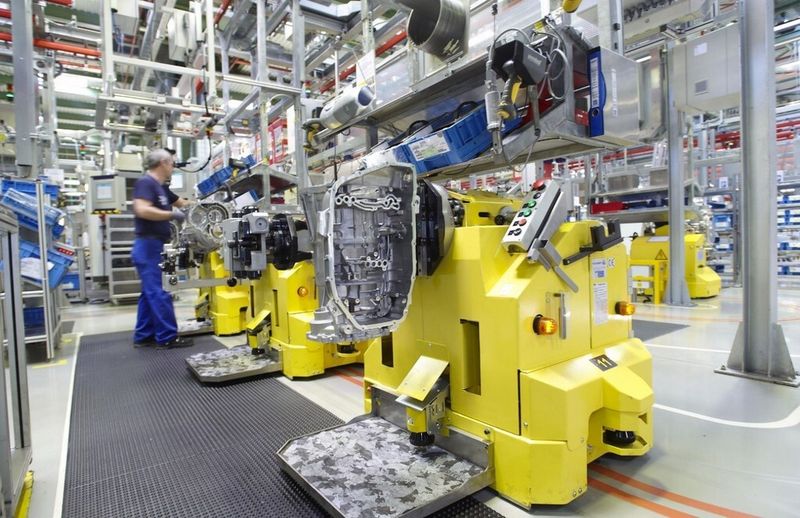 Montage des 8-Gang-Automatgetriebes von ZF für Pkw. (ZF)