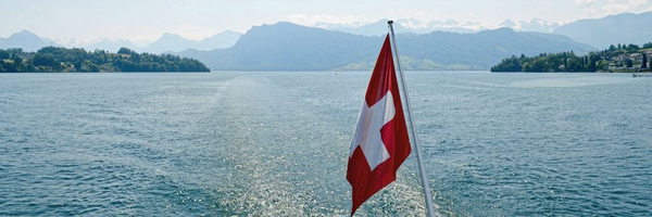 Mit Hybrid Antrieb Auf Dem Vierwaldstattersee Unterwegs