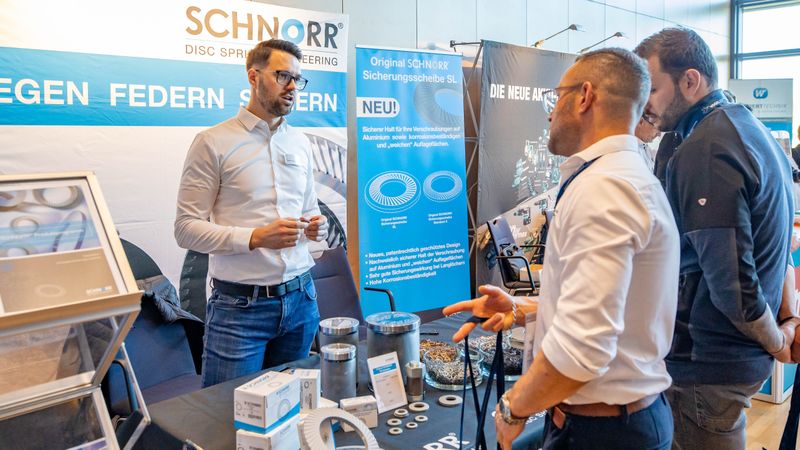 Die eintägige Regionalmesse Schraubtec informiert 2026 Anwender an sieben Standorten über die aktuellen Trends für Schraubverbindungen und präsentiert die Anbieter von Schraubtechnik, Schraubwerkzeugen und C-Teile-Management.(Bild:  art-n-photo)