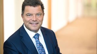 Christian O. Erbe, Vorsitzender des ZVEI-Fachverbands Elektromedizinische Technik: „70 Prozent der Teilnehmer an der Umfrage berichten, dass die Benannte Stelle gar nicht oder mit Verzögerung auf Anfragen reagiert.“ (Erbe Elektromedizin)