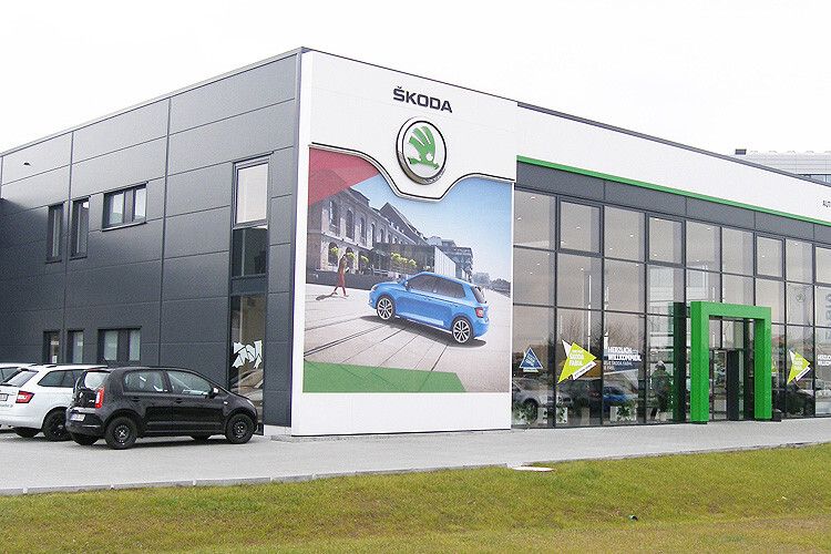 Skoda-Händler, die im Modularkonzept gebaut haben, stellen Innen- und Außenauftritt um. (Foto: Grimm)