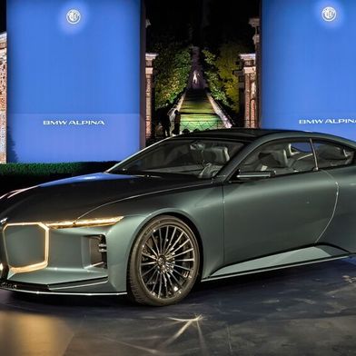 Im Garten der Villa d'Este am Comer See hat BMW den Vision Alpina enthüllt. (Bild: SP-X/Mario Hommen)