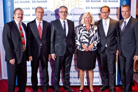 Siegfried Rohrbach (Vogel Business Media), Karsten Jäger (Deutsche Castrol), Burkhard Weller (Weller-Gruppe), Marion Johl und Jascha Bräuer (Santander Consumer Bank), Wolfgang Michel (Vogel Business Media) (Archiv: Vogel Business Media)