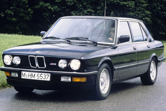 Unschuldiger Blick: der erste M5. (BMW)
