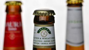 Glutenfreies Gerstenbier kann trotzdem noch Spuren von Gluten enthalten. Eine verlässliche Analytik und Qualitätskontrolle ist daher gerade für Personen mit Zöliakie wichtig (Symbolbild). (Bild: © Stephen – stock.adobe.com)