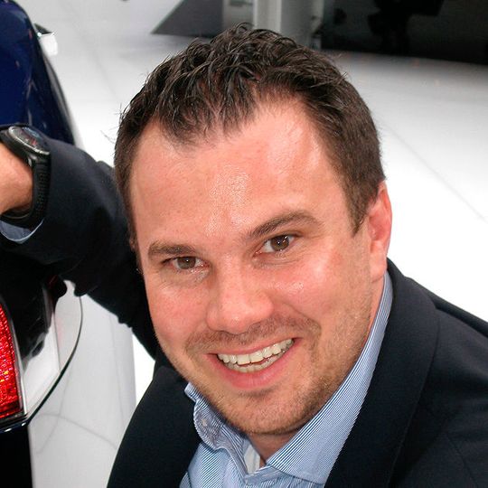 Jochen Rudat leitet die Geschäfte von Tesla in Deutschland. Er rechnet mit stark steigenden Absatzzahlen für Tesla und Elektroautos im Allgemeinen. Jochen Rudat leitet die Geschäfte von Tesla in Deutschland. Er rechnet mit stark steigenden Absatzzahlen für Tesla und Elektroautos im Allgemeinen.