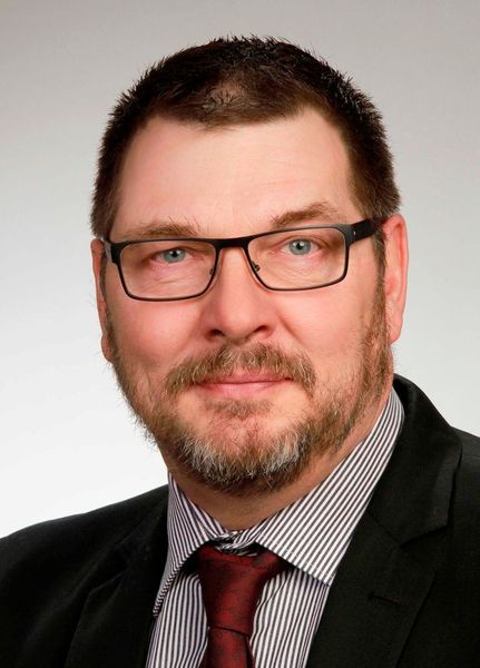 Andreas Soiné, Geschäftsführer der Ibarmia Werkzeugmaschinen GmbH, Eislingen/Fils: „Ganzheitliche Fertigungslösungen sind zunehmend gefragt.“ (Ibarmia)