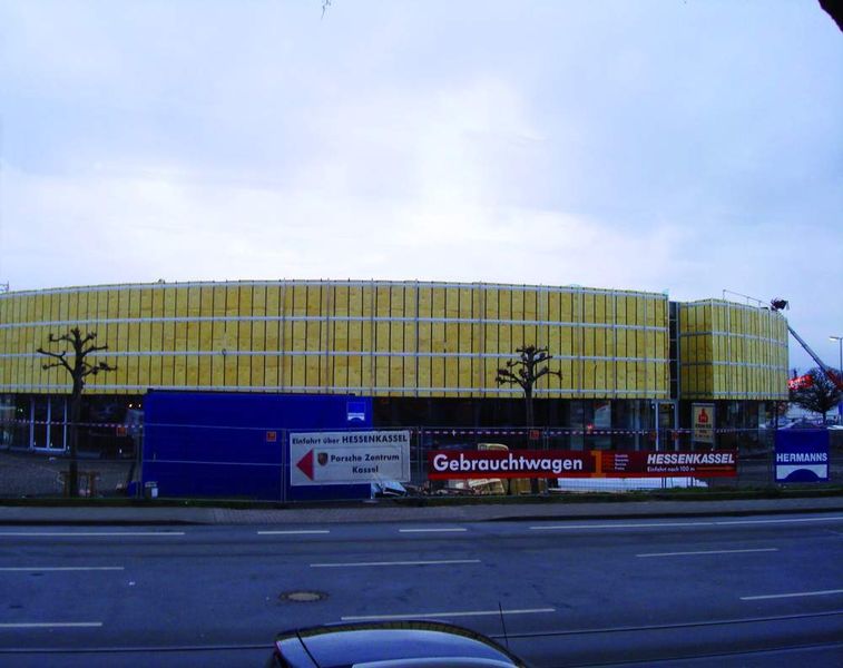 Das neue Porsche-Zentrum Kassel im Bau. (Foto: Glinicke)
