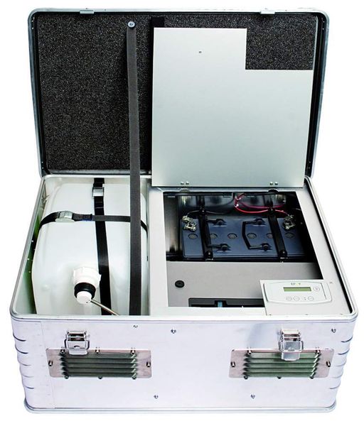 Brennstoffzelle für professionelle Anwender, integriert in einer wetterfesten Outdoor-Box. Bilder: SFC Smart Fuel Cell (Archiv: Vogel Business Media)