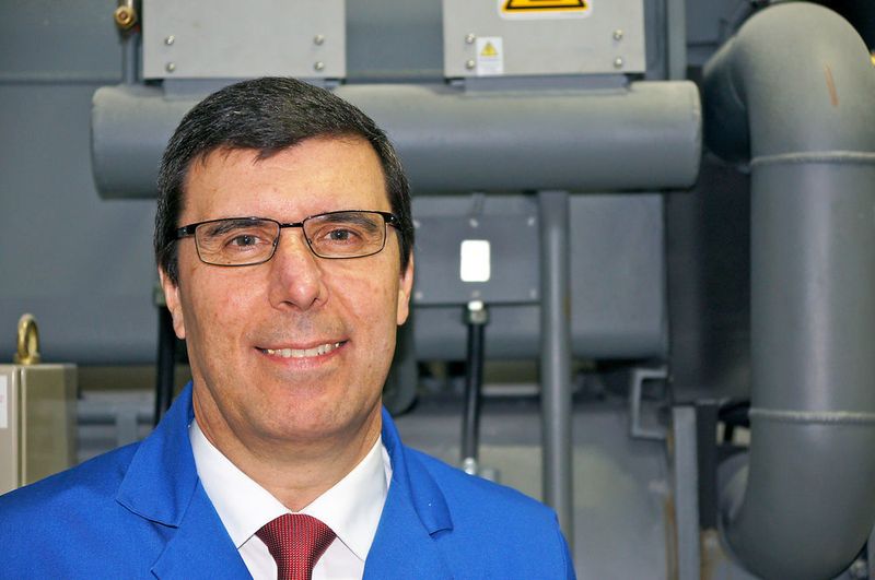Christian Koch, Technischer Leiter des Paul-Hartmann-Werks in Herbrechtingen: „Nach unserer Rechnung erhalten wir im vierten, spätestens aber im fünften Jahr einen echten Rückfluss aus der Absorptionskälteanlage.“ (Bild: Atlas Copco)