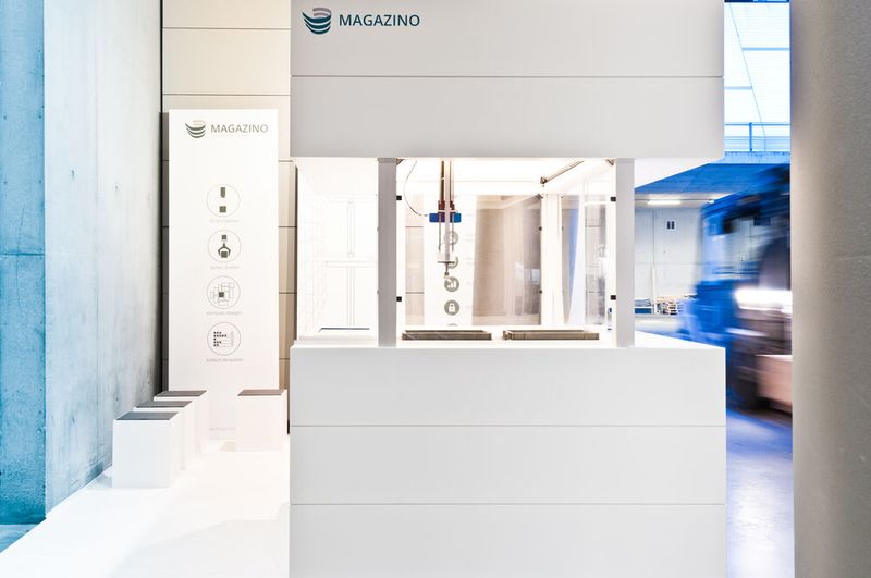 Die Pick-and-place-Station Kado kann viele Produkte selbst ohne Barcode mittels moderner 2D/3D-Bilderkennung identifizieren. (Bild: Magazino)
