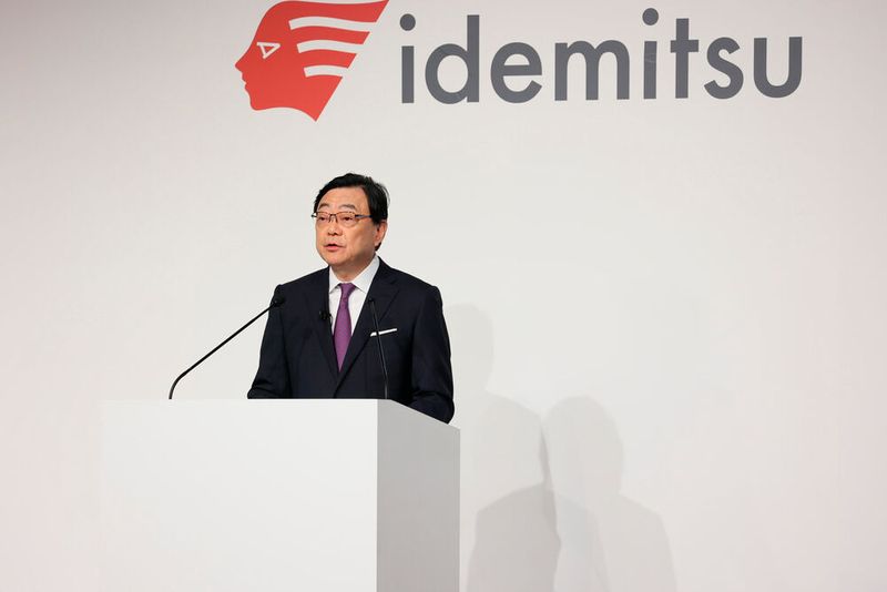 Shunichi Kito, Representative Director, President and Chief Executive Officer, Idemitsu Kosan Co.,Ltd. (Source: TOYOTA MOTOR CORPORATION)