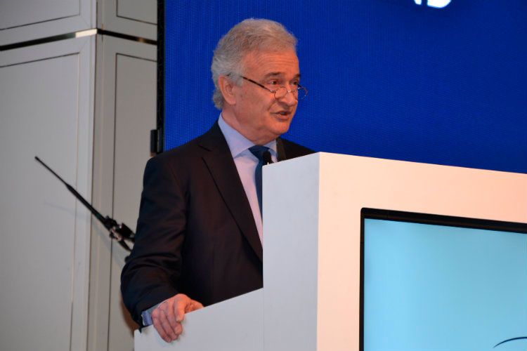 Volker Reichstein begrüßte zum letzten Mal die Ford-Partner als Präsident des Händlerverbands.  (Foto: Mauritz/Redaktion »kfz-betrieb«)