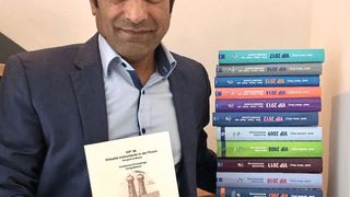 1996 hatte Rahman Jamal den Technologie- und Anwenderkongress „VIP – Virtuelle Instrumente in der Praxis“ ins Leben gerufen. Die Tagungsbände zusammen ergeben 22,1 kg bzw. mehr als 9000 Seiten geballten Wissens.  (Rahman Jamal)