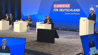 Der VCI hat auf seiner Mitgliederversammlung in Düsseldorf Wahlen zum Vorstand und zum Präsidium durchgeführt. (VCI)