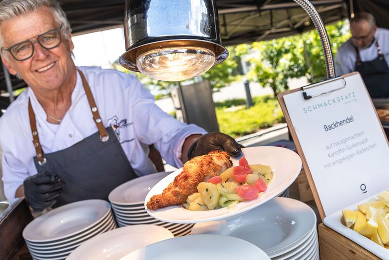 16. Anwenderkongress Steckverbinder: Der erste Steckverbinder-Tag am 5. Juli 2022 fokussierte neue Technologien und Trends wie den intelligenten Steckverbinder und KI in der Qualitätskontrolle, die additive Serienfertigung von Steckverbinder, DC-Verbindungstechnik, modulare Steckverbinder sowie messtechnische Verfahren. (Bild: Elektronikpraxis)