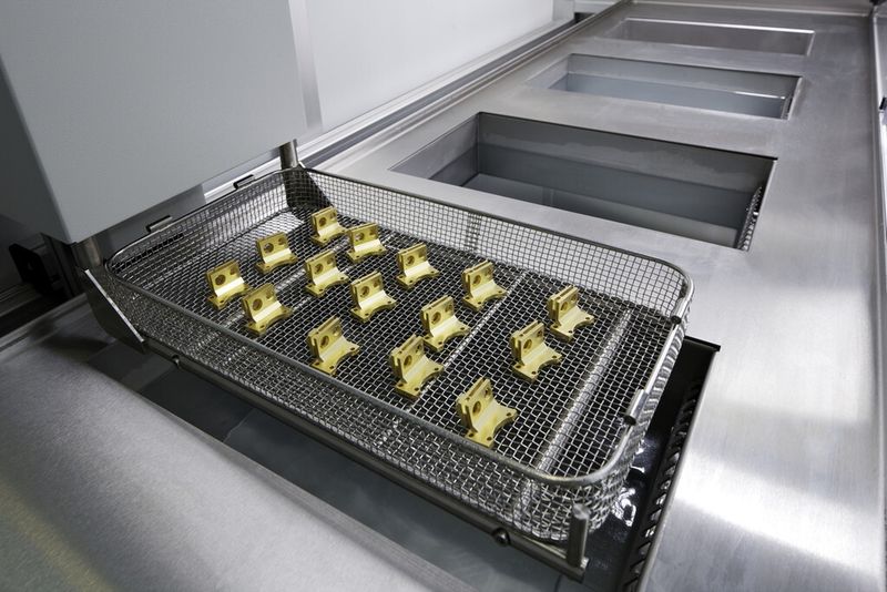 Die Ultraschallreinigungsanlage eignet sich unter anderem für den Einsatz in der Laserindustrie oder Medizintechnik. (Bild: Cleanmax)