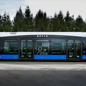 Alstom und NTL haben heute in Düppigheim (Elsass, Frankreich) den Aptis-Bus, vorgestellt. Es handelt sich dabei um eine komplett elektrisch betriebene Mobilitätslösung.