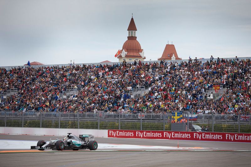 Rückblick auf eine erfolgreiche Formel-1-Saison für Mercedes AMG Petronas und EBM-Papst. (Bild: Daimler)