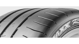 Dunlop und Porsche haben einen Sportreifen für den neuen 911 GT3 entwickelt – mit beeindruckenden Fähigkeiten. (Dunlop)