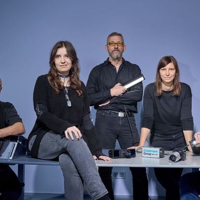 Auftrag der neu geformten Eckelmann-Unit „Vision AI“: durch bildverarbeitende Prozesse und maschinelles Sehen die Produktion und Prozesse der Zukunft zu gestalten – beispielsweise für 24/7 Qualitätskontrolle und Fehlererkennung durch visuelle Inspektion.   (Bild: Eckelmann)