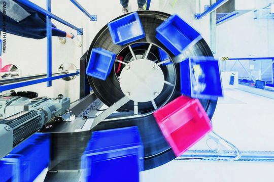 Im „Praxislabor Logistik“ bekommen Mittelständler nicht nur nützliche Informationen an die Hand, sondern dort wird auch die neueste Technologie wie dieser Spiralförderer für sie (be)greifbar. Im „Praxislabor Logistik“ bekommen Mittelständler nicht nur nützliche Informationen an die Hand, sondern dort wird auch die neueste Technologie wie dieser Spiralförderer für sie (be)greifbar.