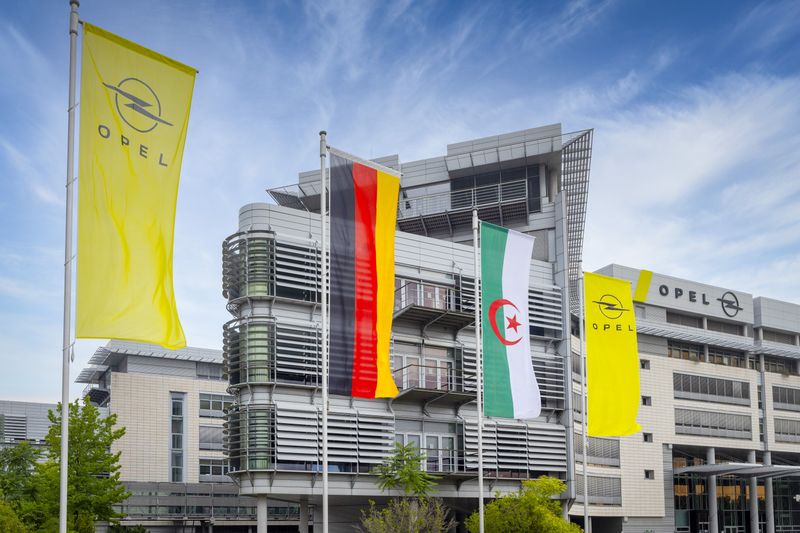 Opel plans to build a plant for vehicle final assembly and combustion engines in Algeria.(Image: Opel)
