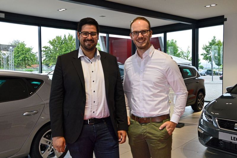 (v. li.) Franz Hirtreiter und sein Marketingleiter Andreas Jerchel. (Bild: Achter)