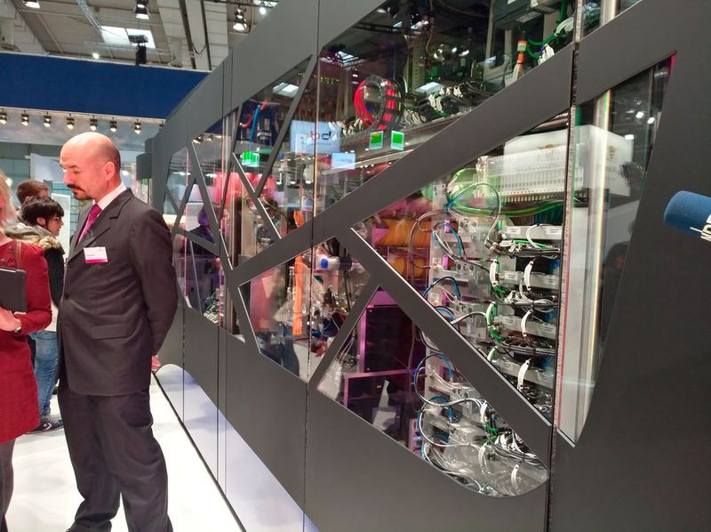 Die Maschine von außen. (Bild: Robert Horn)